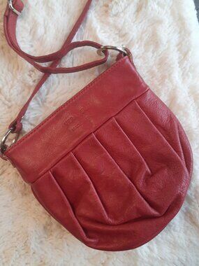 Vera Pelle Italian Red Leather Crossbody Bag
